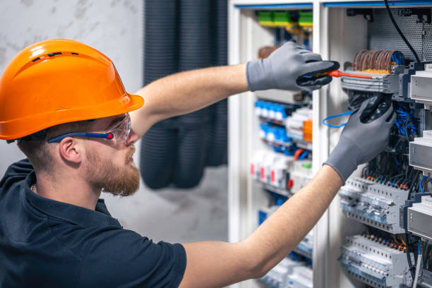 Best 24-Hour Electrician  in Lake Bluff, IL